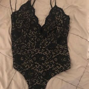 NEW LACE BODYSUIT